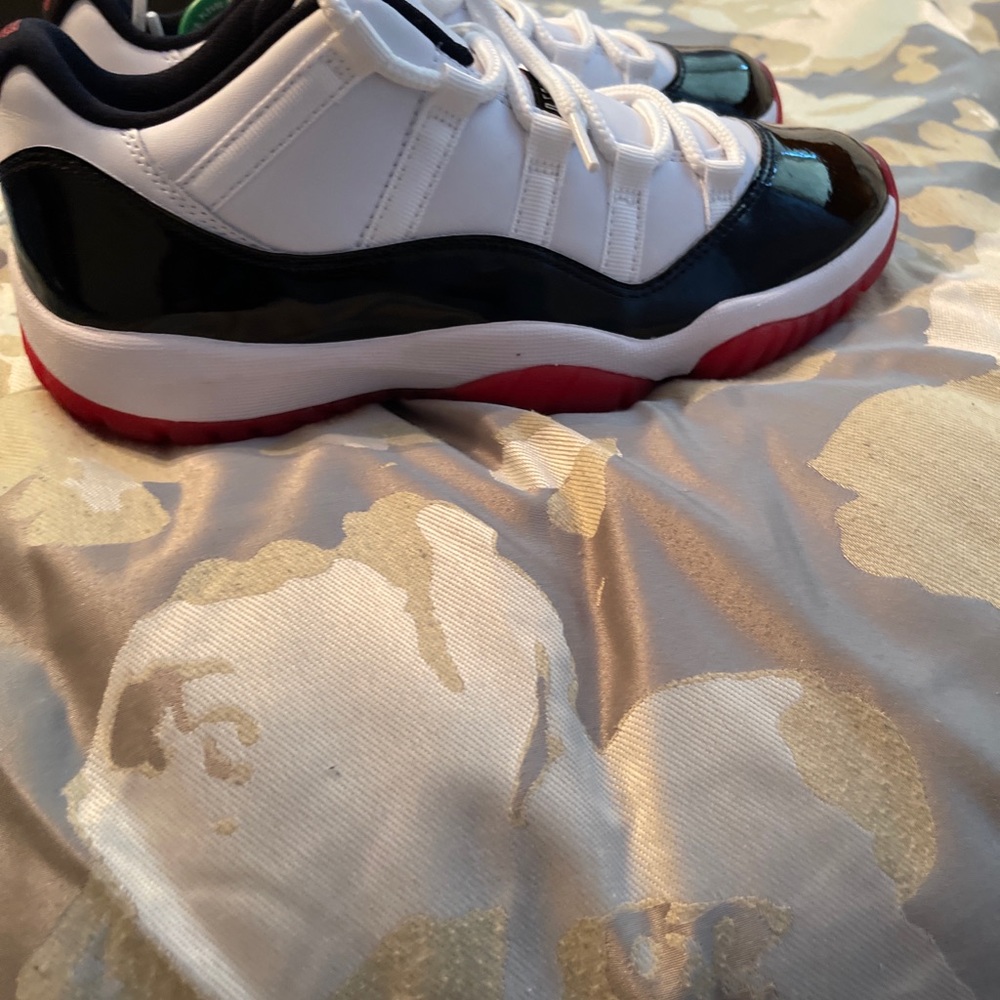 Jordan 11 Concord Bred